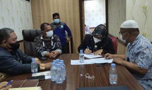 Ombudsman Sulbar Hadirkan Wakil Bupati Pasangkayu Selesaikan Laporan Terkait Pemberhentian Perangkat Desa