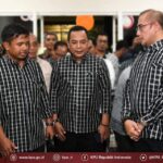 Tokoh Nasional Pakai Batik Mandar, Akademisi dan Budayawan Apresiasi Acara KPU Sulbar