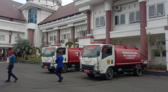 Trauma tidak Miliki Sertifikat mengemud,Damkar Polman di parkir