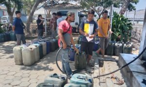 Warga nelayan minta pasokan BBM solar di tambah di SPBN