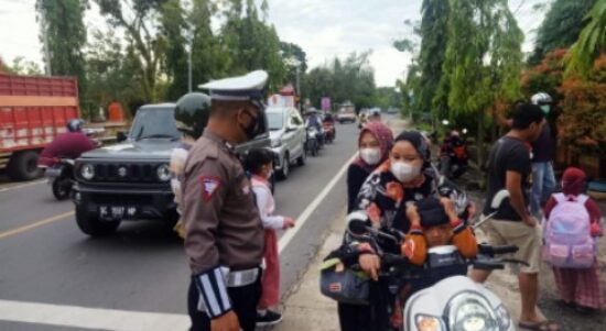 Cegah Laka Lantas, Sat Lantas Polres Polman atur lalin