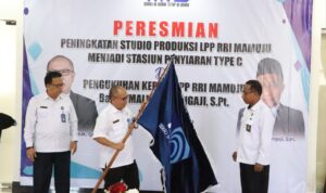 RRI Mamuju Naik Tipe C, Idris: Tetap Edukasi Masyarakat