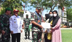 Beragam Bantuan Sosial Warnai Pembukaan TMMD Ke-116 Kodim 1402/Polman