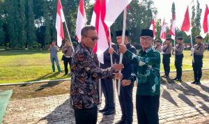 HUT Bhayangkara Ke-77 Tahun, FKUB Polman Terima Bendera Merah Putih HUT Bhayangkara Ke-77 Tahun, FKUB Polman Terima Bendera Merah Putih