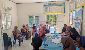 Berkolaborasi, IPeKB Polman Latih Mahasiswa KKN Kolaborasi Kepariwisataan dan Ekonomi Kreatif (KOPAR EKRAF) Penyuluhan Kepada Masyarakat