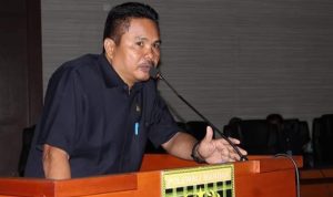 PJ,Bupati Polman masih menunggu instruksi Mendagri,Amiruddin; belum ada perintah Mendagri