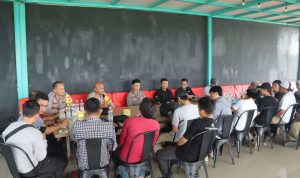 Rajut kemitraan,dan silaturahmi Kapolres Polman bersama awak Media makan siang bareng