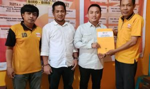 Tim Samsul Mahmud Ambil Formulir Calon Bupati di Partai Hanura