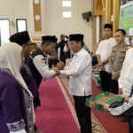 105 Jamaah Haji Kloter 22 UPG Kabupaten Mamasa Dilepas Pj. Bupati Mamasa