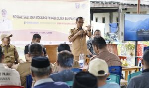 Warga Desa Paku Antusias Ikuti Edukasi Pengelolaan Sampah TPST