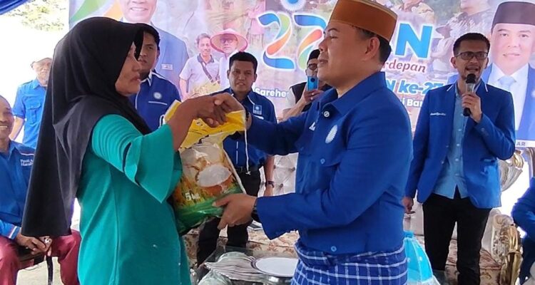 DPW PAN Sulawesi Barat Bagikan 2.700 Paket Sembako di HUT PAN ke-27