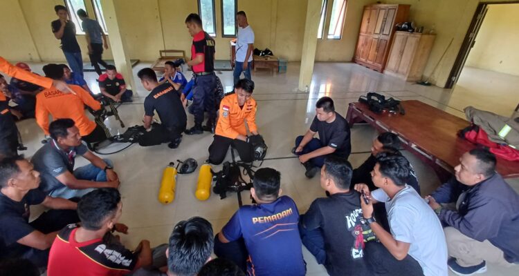 Damkar Polman dan Basarnas Lanjutkan Pelatihan Bersama