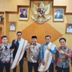 Serahkan Hasil Pengawasan ke Bupati Mamasa, Ombudsman Sulbar Tekankan Kualitas Layanan di Semua Sektor