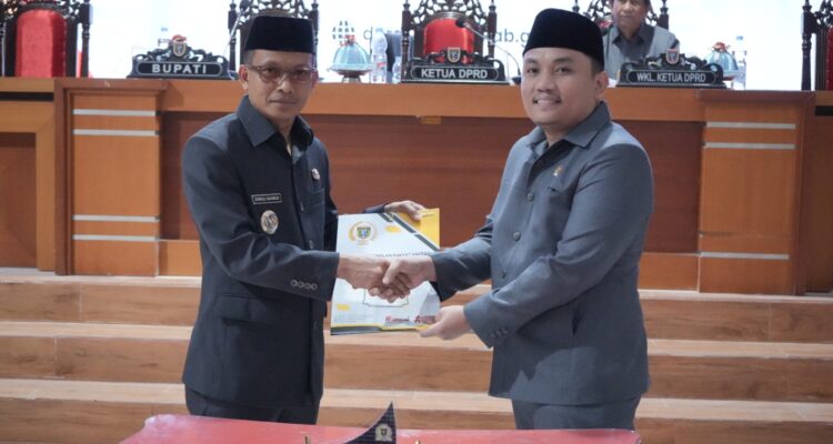 DPRD Polewali Mandar Setujui Dua Ranperda Strategis : Pengelolaan Air Limbah Domestik dan APBD-P 2025