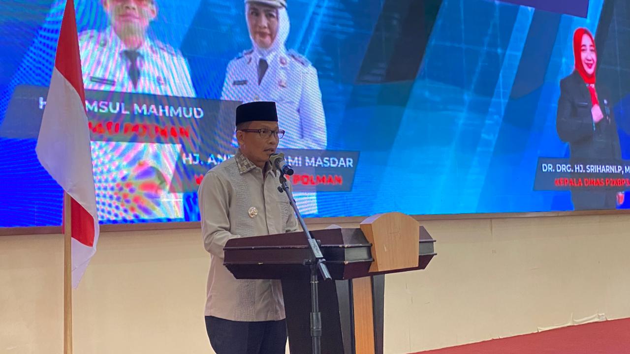 Bupati Polman Jadi Orang Tua Asuh 150 Anak Stunting di Campalagian, Wujudkan Komitmen Turunkan Angka Stunting