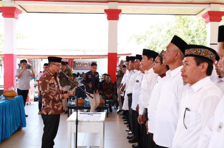 Perkuat Harmoni Keberagaman, Bupati Samsul Mahmud Lantik Pengurus FPK Se-Kecamatan Wonomulyo