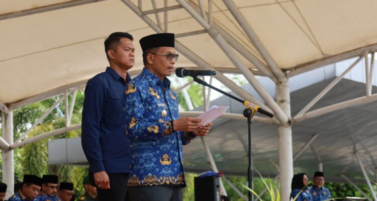 Peringati HUT KORPRI ke-54 dan PGRI ke-80, Bupati Polman Tekankan Netralitas ASN dan Perlindungan Guru