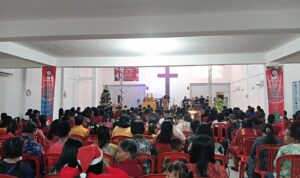 Perayaan Natal GKJIKA di Polman Berlangsung Aman dan Khidmat
