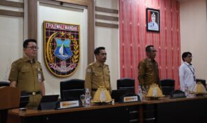 Forum Satu Data Polewali Mandar Tekankan Pentingnya Basis Data untuk Perencanaan Pembangunan Forum Satu Data Polewali Mandar Tekankan Pentingnya Basis Data untuk Perencanaan Pembangunan