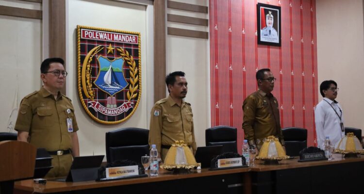 Forum Satu Data Polewali Mandar Tekankan Pentingnya Basis Data untuk Perencanaan Pembangunan Forum Satu Data Polewali Mandar Tekankan Pentingnya Basis Data untuk Perencanaan Pembangunan