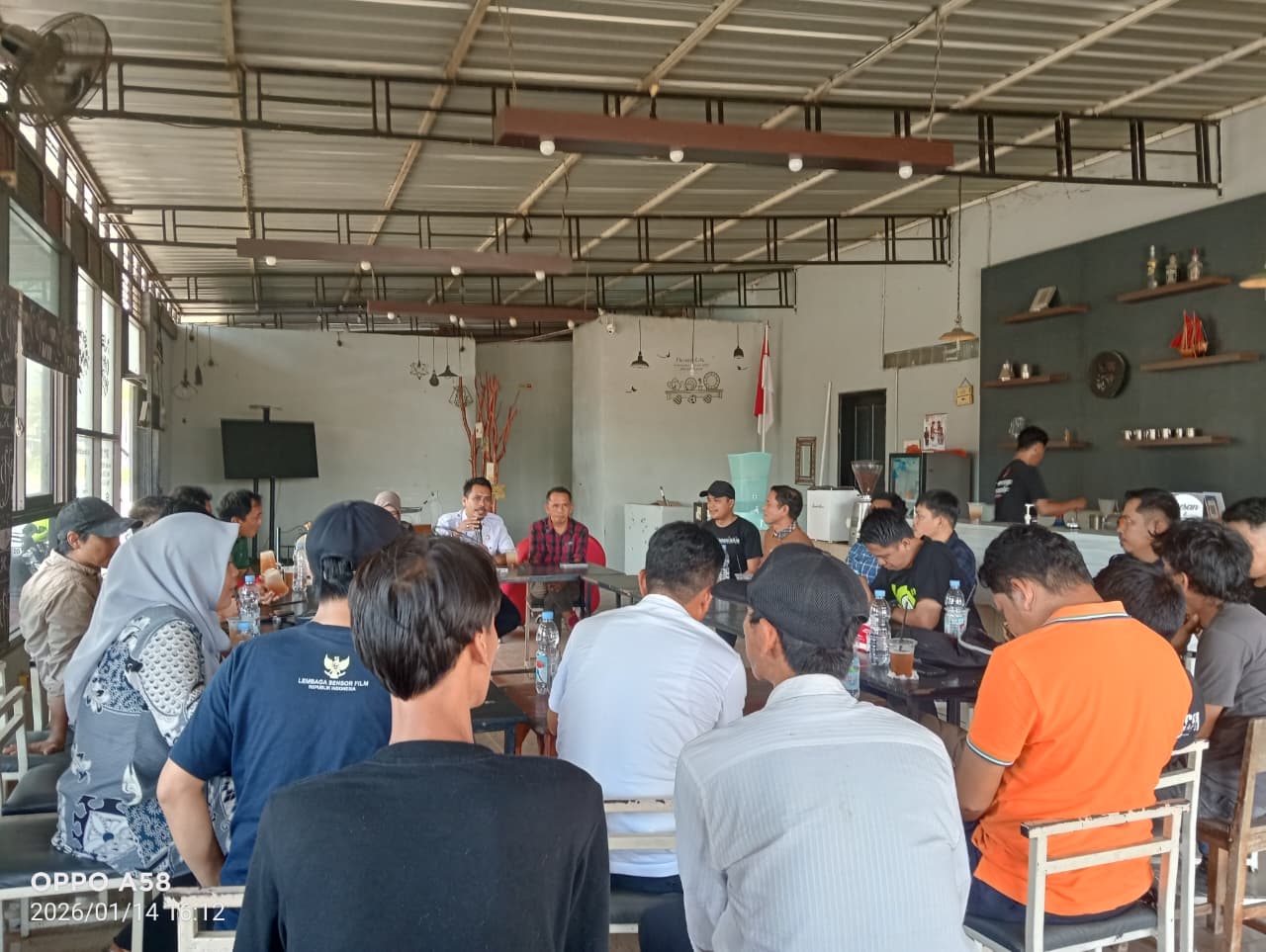 Ngopi Awal Tahun, Kadis Kominfo Polman Perkuat Silaturahim Bersama Awak Media