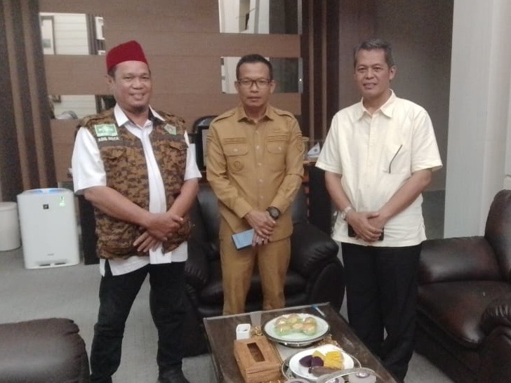 Ketua SAKO Pramuka Pandu Ma’arif NU Sulbar Lakukan Silaturahmi dan Koordinasi Program dengan Bupati Polman