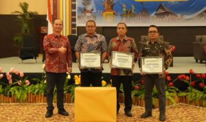 MAMASA BERBINAR: Kantor Pertanahan Raih Penghargaan di Tingkat Provinsi