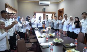 Ombudsman Sulbar Serahkan Opini Penyelenggaraan Pelayanan Publik Tahun 2025 ke Pemda Majene