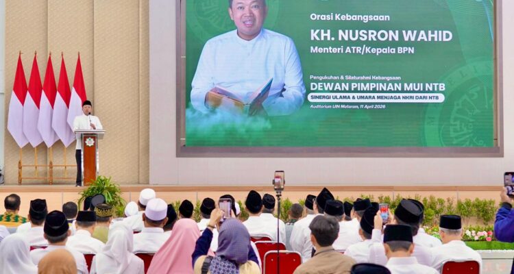 Hadiri Pengukuhan MUI NTB, Menteri Nusron Tekankan Prinsip Kebermanfaatan dalam Pengabdian Hadiri Pengukuhan MUI NTB, Menteri Nusron Tekankan Prinsip Kebermanfaatan dalam Pengabdian