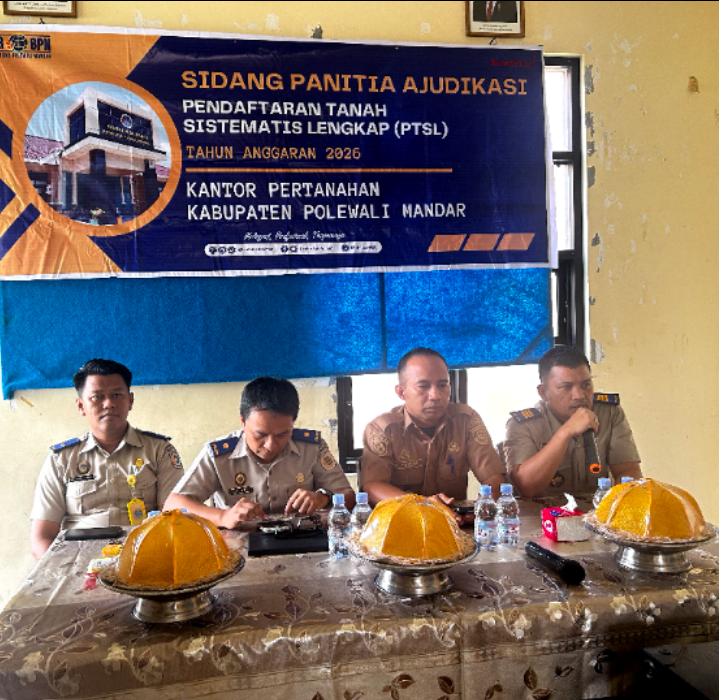 Jaga Transparansi Sertipikat Tanah, Kantah Polewali Mandar Umumkan Data PTSL di Kelurahan Takatidung