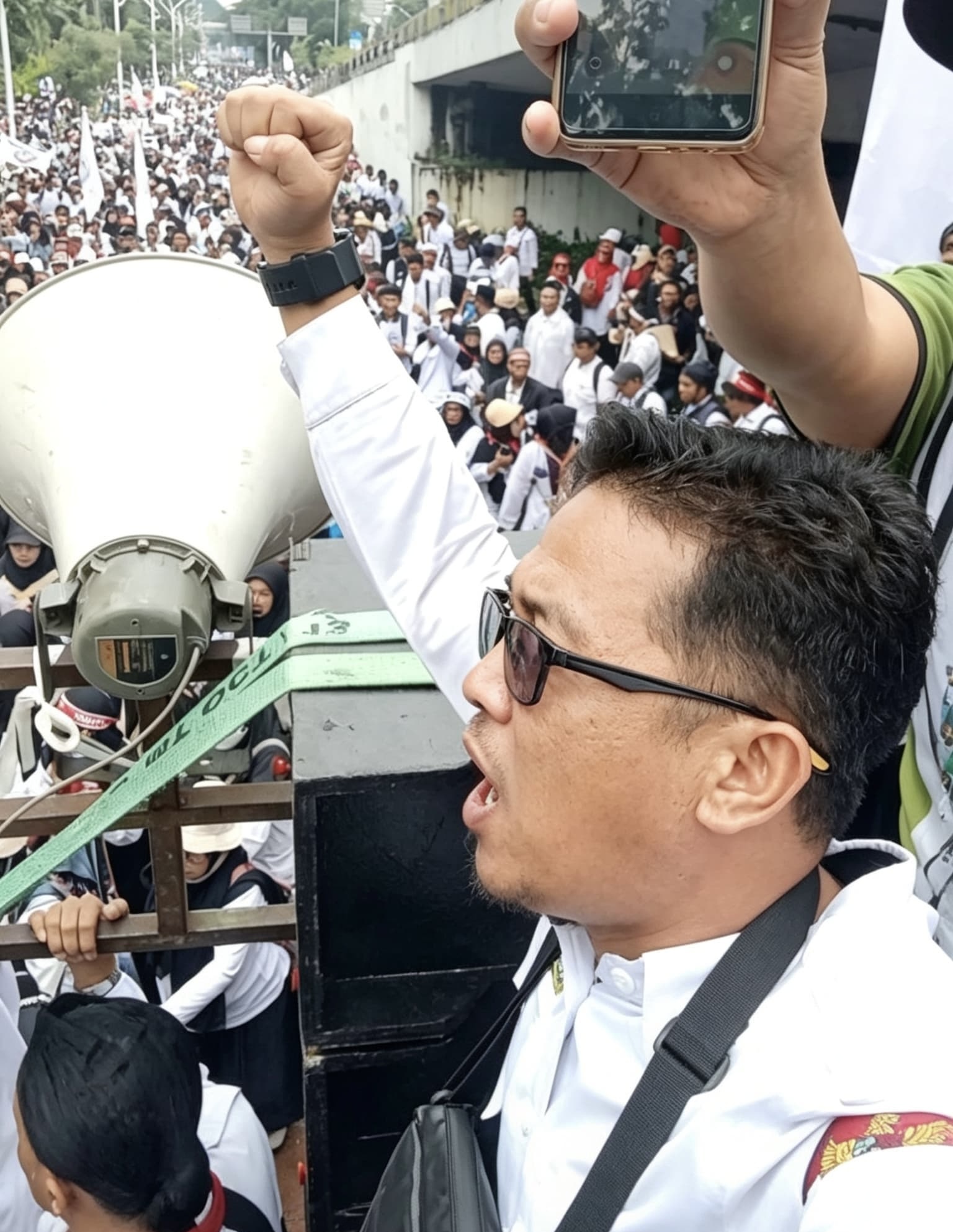 Ribuan Guru Swasta Geruduk DPR RI, SIAGA 2026 Guncang Senayan
