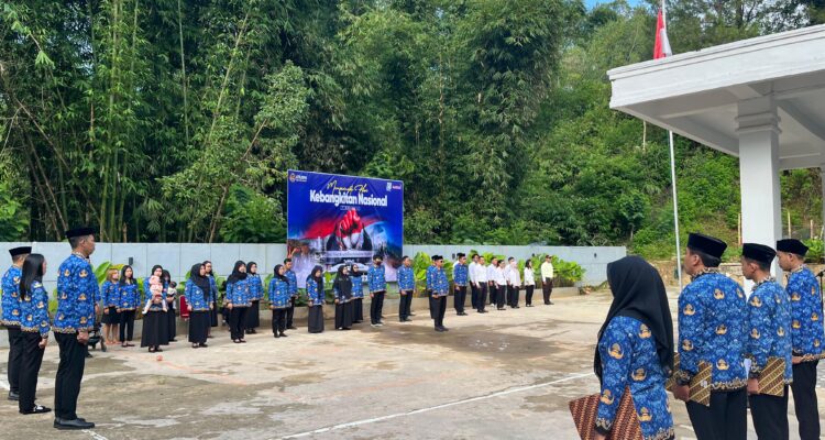Upacara Hari Kebangkitan Nasional ke-118 di Kantor Pertanahan Mamasa Berlangsung Khidmat Upacara Hari Kebangkitan Nasional ke-118 di Kantor Pertanahan Mamasa Berlangsung Khidmat