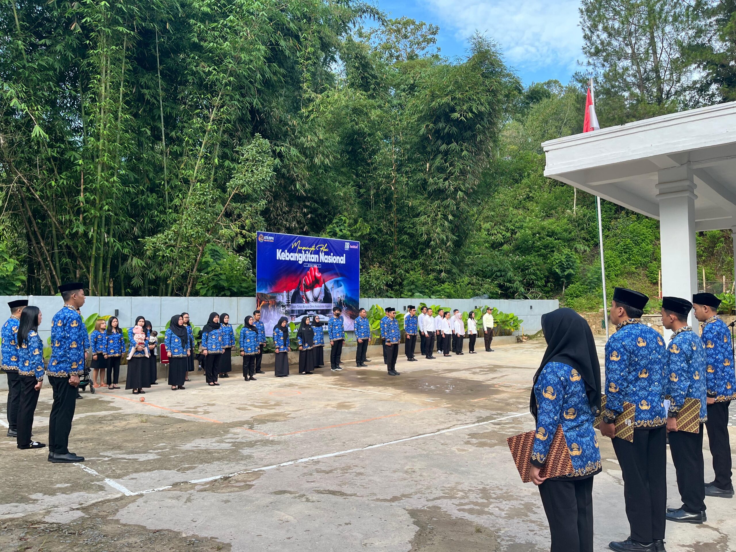 Upacara Hari Kebangkitan Nasional ke-118 di Kantor Pertanahan Mamasa Berlangsung Khidmat