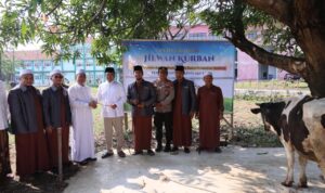 Semarak Iduladha 1447 H, Menteri Nusron Salurkan Hewan Kurban ke Pondok Pesantren Attaqwa Semarak Iduladha 1447 H, Menteri Nusron Salurkan Hewan Kurban ke Pondok Pesantren Attaqwa
