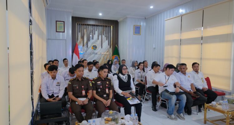 Kantor Pertanahan Kabupaten Polewali Mandar melaksanakan Sosialisasi Anti Korupsi sebagai wujud komitmen bersama dalam mendukung pendidikan dan pemberantasan korupsi, sekaligus bagian dari penerapan Sistem Pengendalian Intern Pemerintah (SPIP).