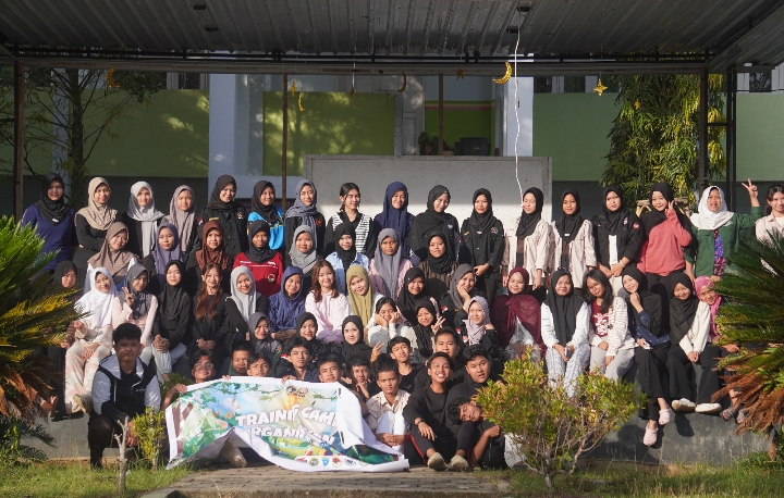 Bangun Jiwa Kepemimpinan, OSIS SMANSAPOL Mengadakan TCO 2026
