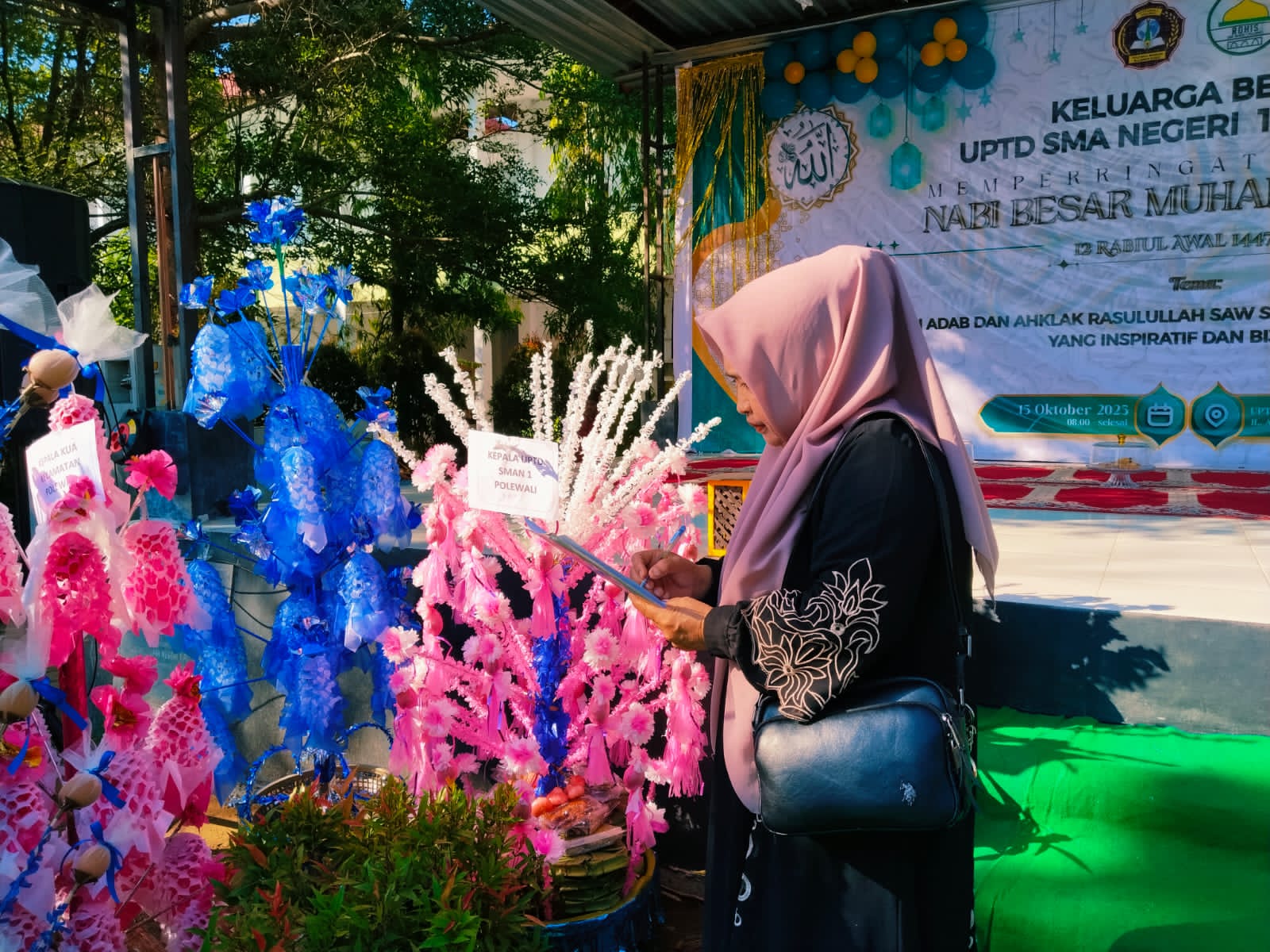 Perayaan Maulid Nabi Besar Muhammad SAW di UPTD SMAN 1 Polewali 