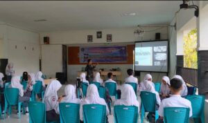 Tumbuhkan Jiwa Jurnalis, INFOS SMAN 1 Polewali selenggarakan Pelatihan Jurnalistik Tingkat Dasar (PJTD)