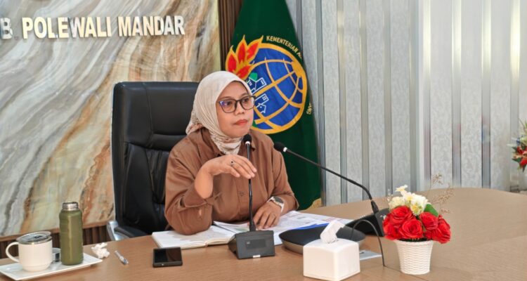 Rapat koordinasi ini menjadi wadah untuk memperkuat sinergi antarinstansi, Rapat koordinasi ini menjadi wadah untuk memperkuat sinergi antarinstansi,