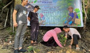 Yayasan MAPIA Launching Calon Pengantin Tanam Pohon