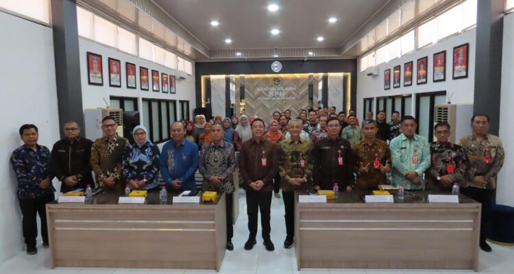 Kepala Kantah Mamasa Ikuti Monev Kinerja di Kanwil BPN Sulbar Kepala Kantah Mamasa Ikuti Monev Kinerja di Kanwil BPN Sulbar