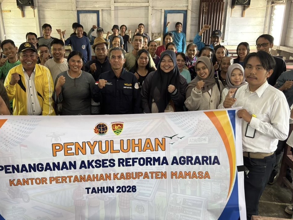 Petugas Pertanahan Mamasa Tempuh Jalan Berlumpur untuk Penyuluhan Reforma Agraria di Malangkena Padang