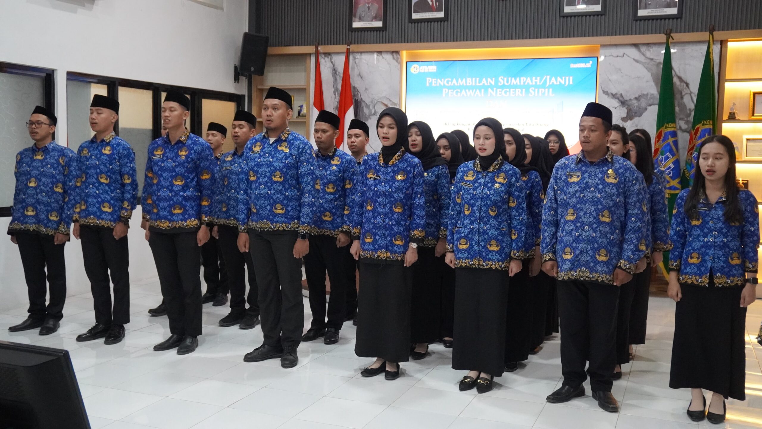 Kementerian ATR/BPN Lantik Pejabat Fungsional dan Ambil Sumpah PNS Secara Daring