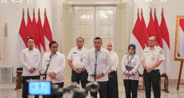 Pemerintah Serahkan 499 Sertipikat Hak Pakai, Total Aset Pemprov DKI Capai Rp124 Triliun