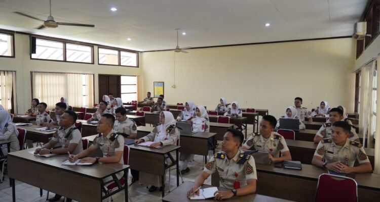 Poltek Agraria STPN Buka Peluang Sekolah Kedinasan, Jaring Generasi Muda yang Berminat di Bidang Agraria/Pertanahan dan Tata Ruang Poltek Agraria STPN Buka Peluang Sekolah Kedinasan, Jaring Generasi Muda yang Berminat di Bidang Agraria/Pertanahan dan Tata Ruang