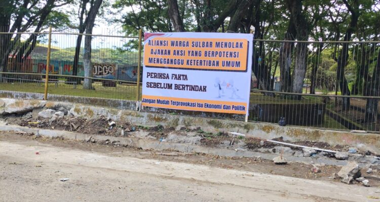 Pesan Penting Sebelum Demo: Jaga Ketertiban, Sampaikan Pendapat dengan Etika dan Fakta Pesan Penting Sebelum Demo: Jaga Ketertiban, Sampaikan Pendapat dengan Etika dan Fakta