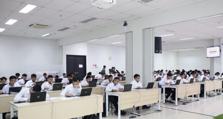 Semangat Mengabdi Warnai Suasana Seleksi Penerimaan Taruna Baru Politeknik Agraria STPN Semangat Mengabdi Warnai Suasana Seleksi Penerimaan Taruna Baru Politeknik Agraria STPN