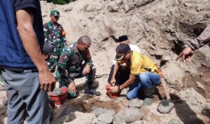 Jembatan Perintis Garuda di Desa Tapua Mulai Dibangun, Warga Gelar Doa Bersama Jembatan Perintis Garuda di Desa Tapua Mulai Dibangun, Warga Gelar Doa Bersama
