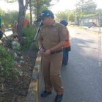 Kepala DLHK Polewali Mandar Baru, Langsung Blusukan, Komitmen Wujudkan Polman yang Lebih Baik Kepala DLHK Polewali Mandar Baru, Langsung Blusukan, Komitmen Wujudkan Polman yang Lebih Baik