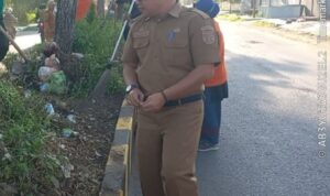 Kepala DLHK Polewali Mandar Baru, Langsung Blusukan, Komitmen Wujudkan Polman yang Lebih Baik Kepala DLHK Polewali Mandar Baru, Langsung Blusukan, Komitmen Wujudkan Polman yang Lebih Baik